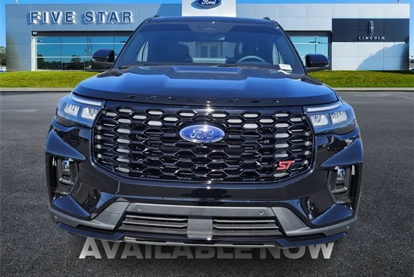 2025 Ford Explorer ST photo 1