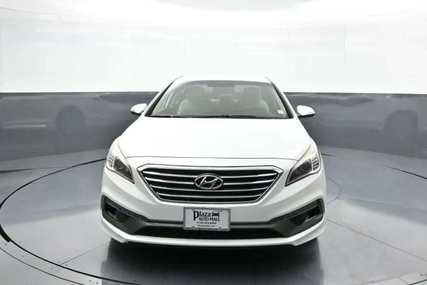 2017 Hyundai Sonata Sport photo 1