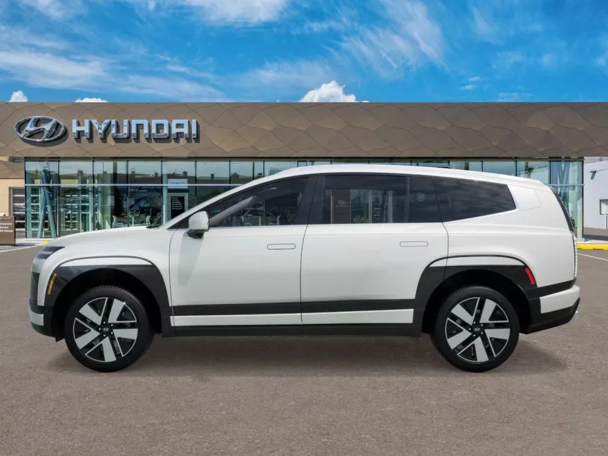 2026 Hyundai Ioniq SEL photo 1
