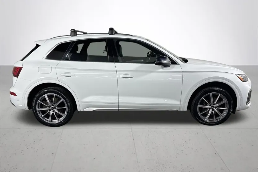 2021 Audi SQ5 Prestige photo 1