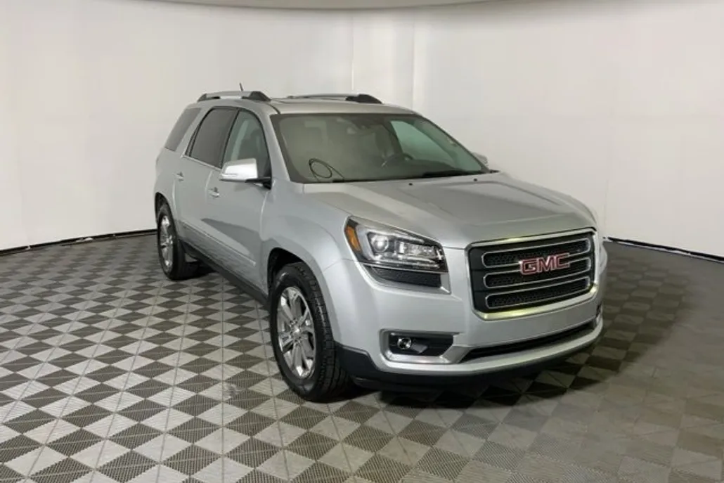 2016 Gmc Acadia SLT photo 1