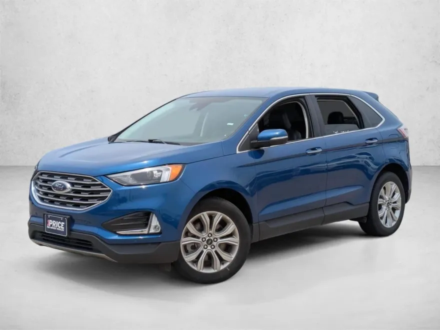 2024 Ford Edge Titanium photo 1