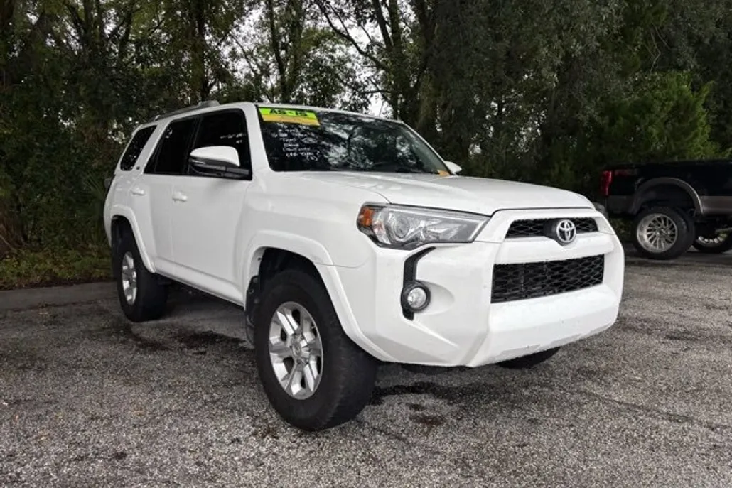2016 Toyota 4Runner SR5 Premium photo 1