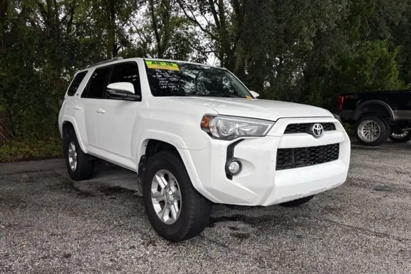 2016 Toyota 4Runner SR5 Premium photo 1