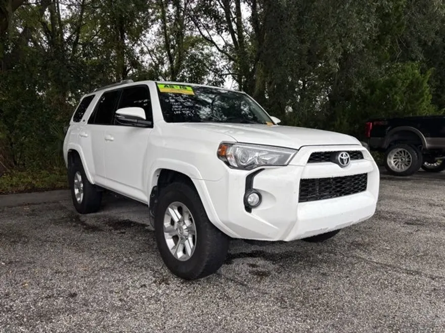 2016 Toyota 4Runner SR5 Premium photo 1