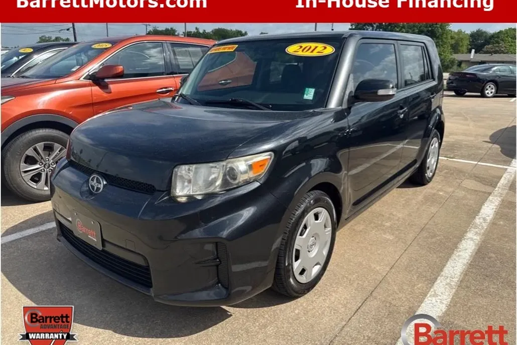2012 Scion xB photo 1