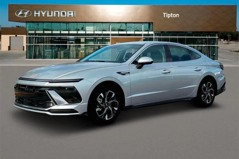 2025 Hyundai Sonata SEL photo 1