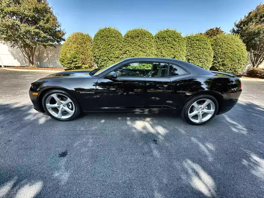 2014 Chevrolet Camaro 2LT photo 1
