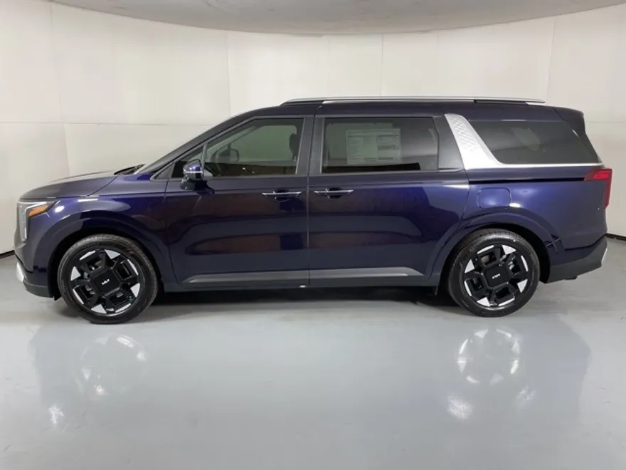2026 Kia Carnival EX photo 1