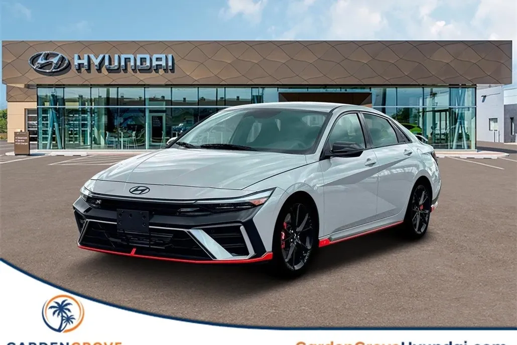 2025 Hyundai Elantra N photo 1