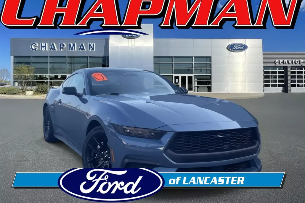 2025 Ford Mustang EcoBoost photo 1