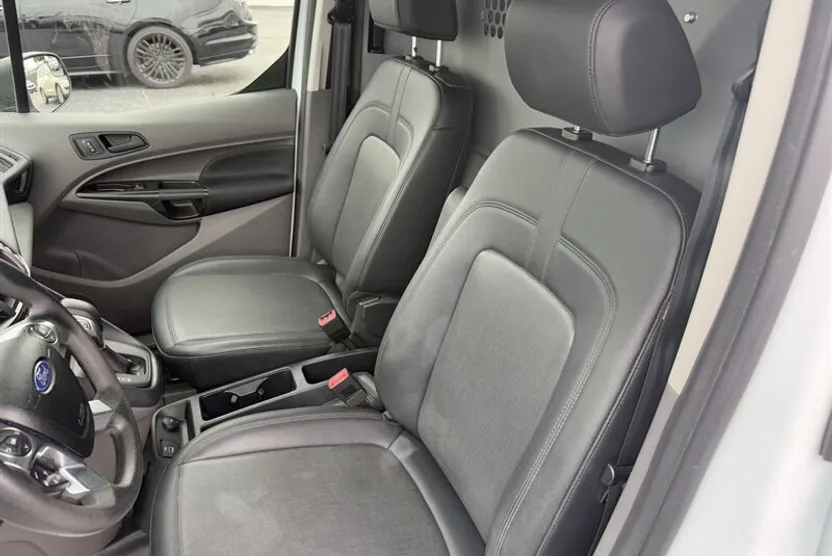 2020 Ford Transit Connect XL photo 1