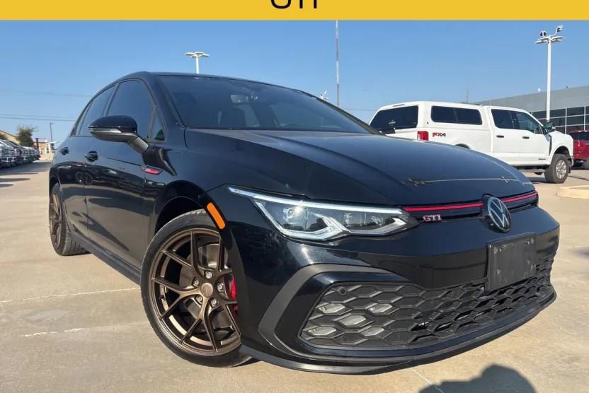 2024 Volkswagen Golf GTI S photo 1