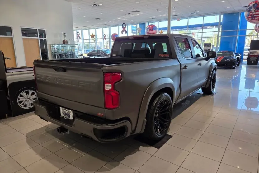 2025 Chevrolet Silverado 1500 RST photo 1