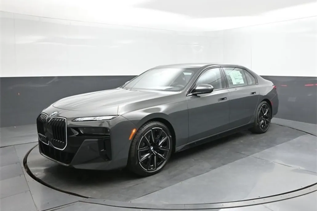 2025 Bmw 740i xDrive photo 1