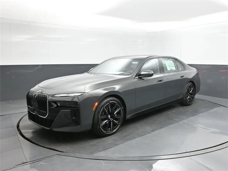 2025 Bmw 740i xDrive photo 1