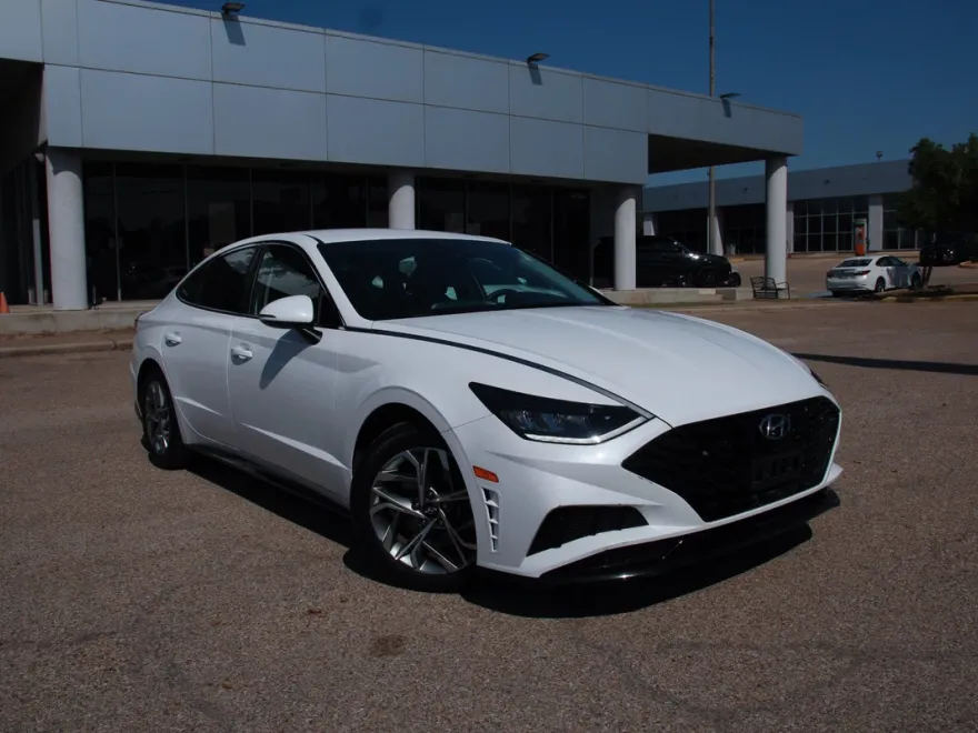 2023 Hyundai Sonata SEL photo 1