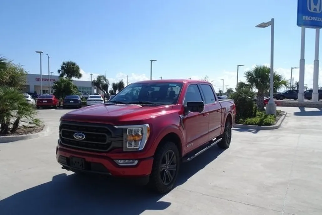 2022 Ford F-150 XLT photo 1