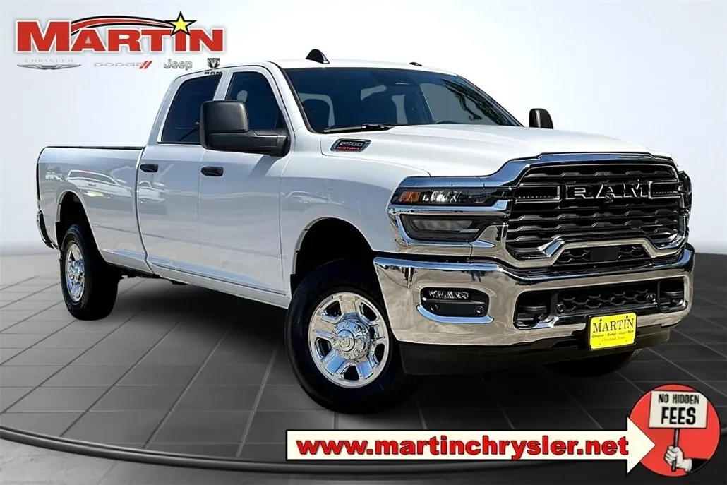 2025 Ram 2500 Tradesman photo 1
