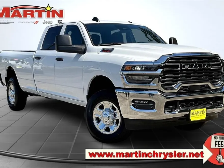 2025 Ram 2500 Tradesman photo 1