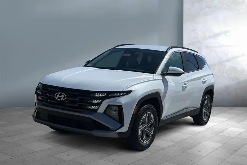 2025 Hyundai Tucson Hybrid photo 1