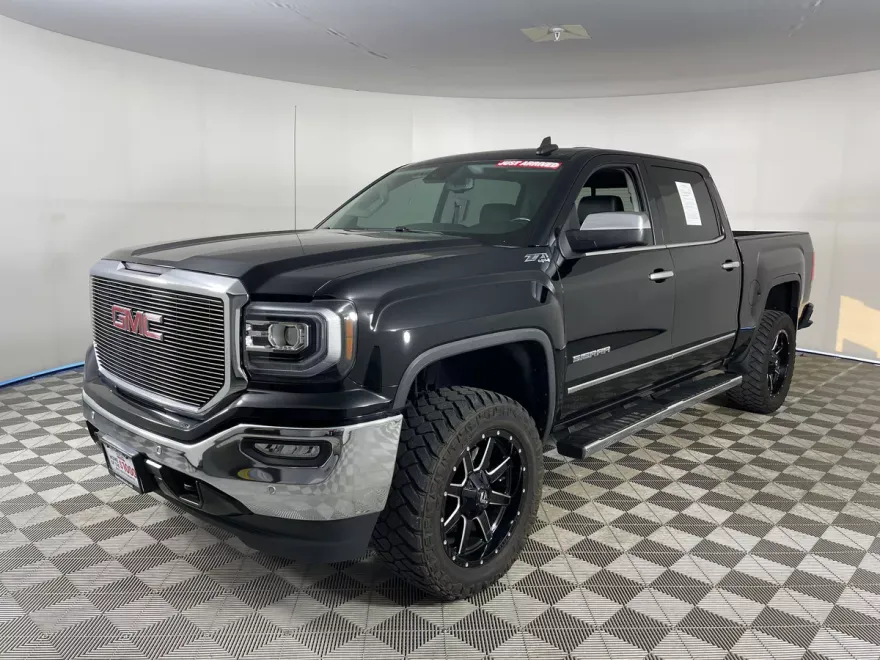 2017 Gmc Sierra 1500 SLT photo 1