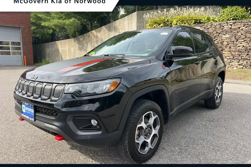 2022 Jeep Compass Trailhawk photo 1