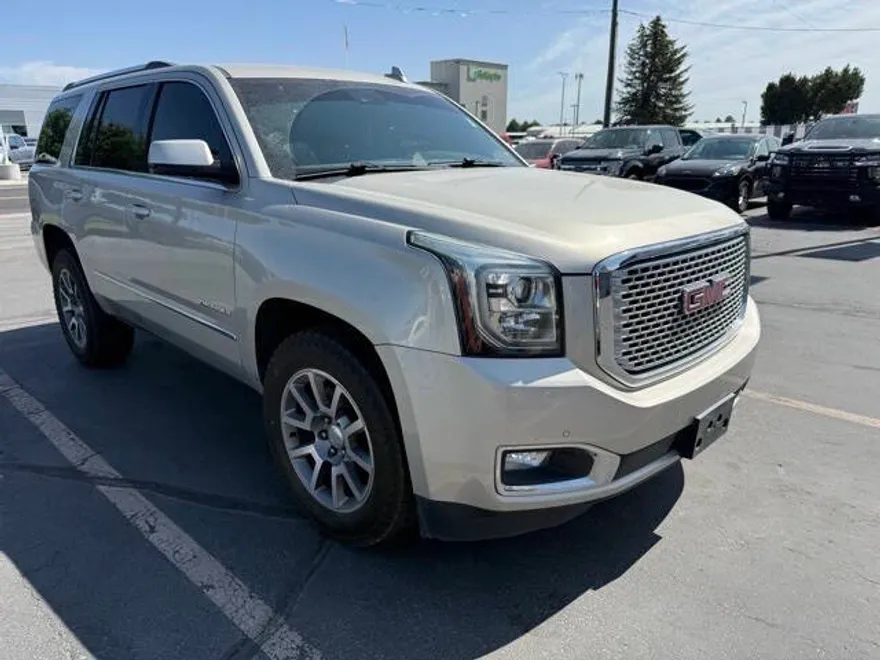 2016 Gmc Yukon Denali photo 1