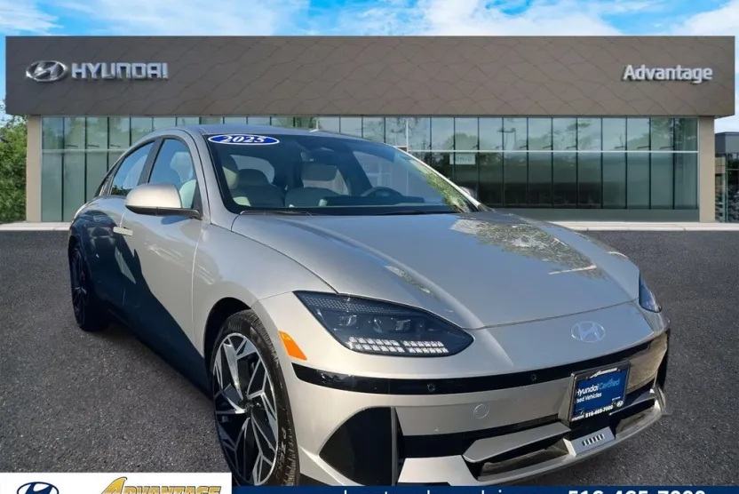 2025 Hyundai Ioniq 6 SEL photo 1