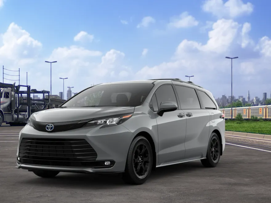 2025 Toyota Sienna XSE photo 1
