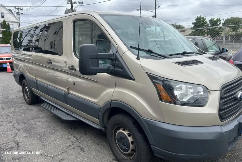 2015 Ford Transit XL photo 1