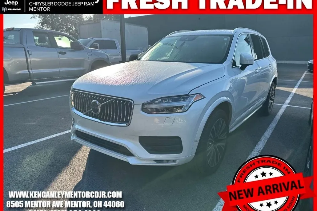 2021 Volvo XC90 T5 Momentum photo 1