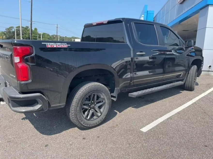 2021 Chevrolet Silverado 1500 Custom Trail Boss photo 1