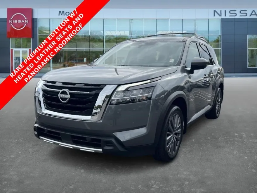 2024 Nissan Pathfinder SL photo 1