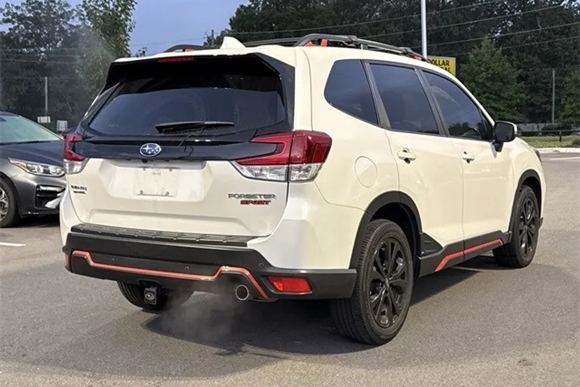 2021 Subaru Forester Sport photo 1