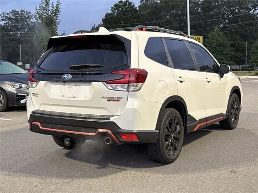 2021 Subaru Forester Sport photo 1
