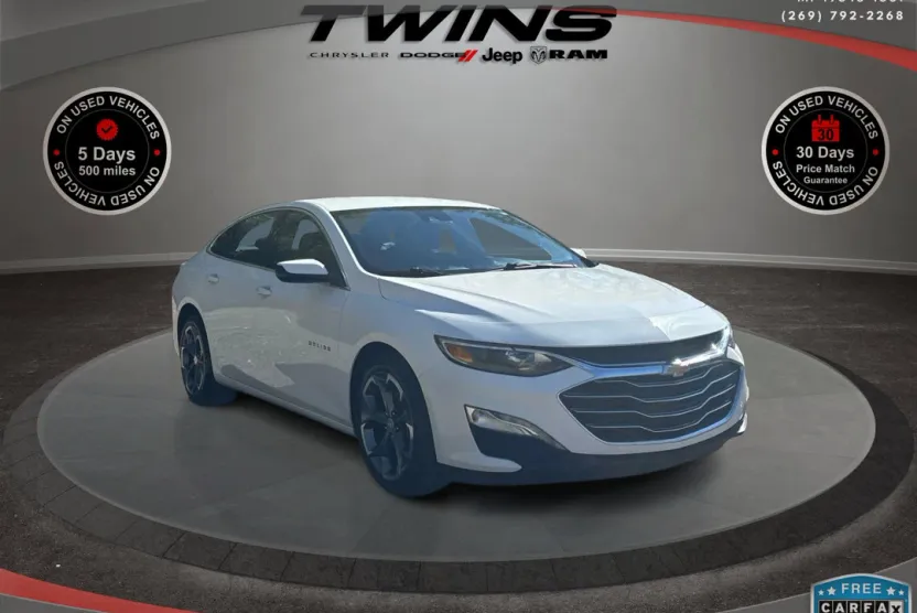 2023 Chevrolet Malibu 1LT photo 1