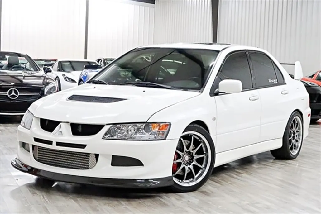 2003 Mitsubishi Lancer Evolution photo 1