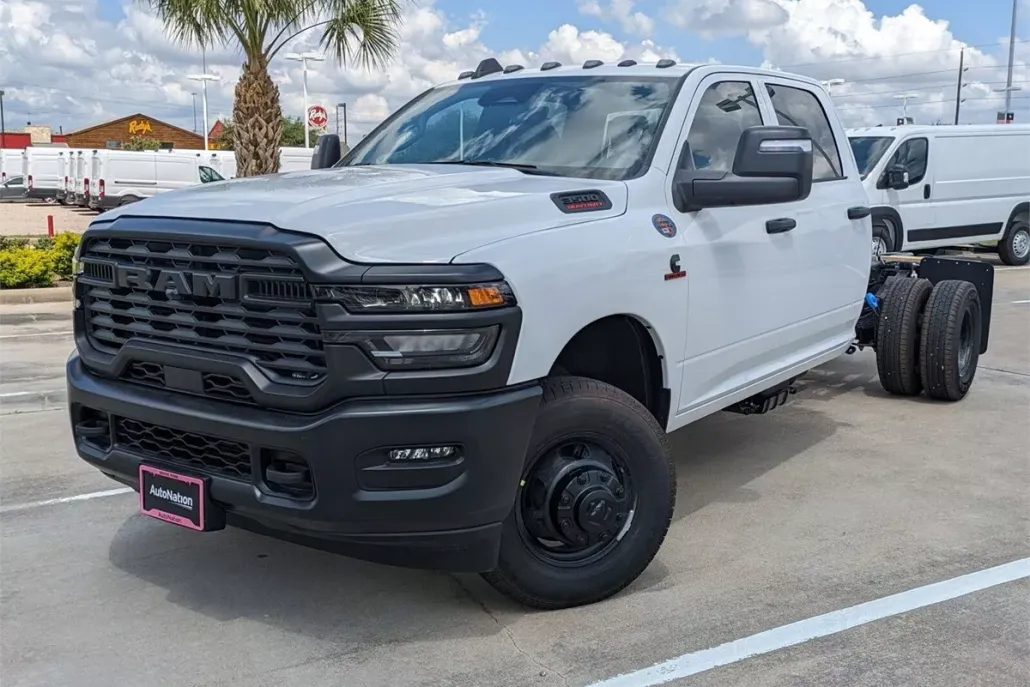 2026 Ram 3500 Tradesman photo 1