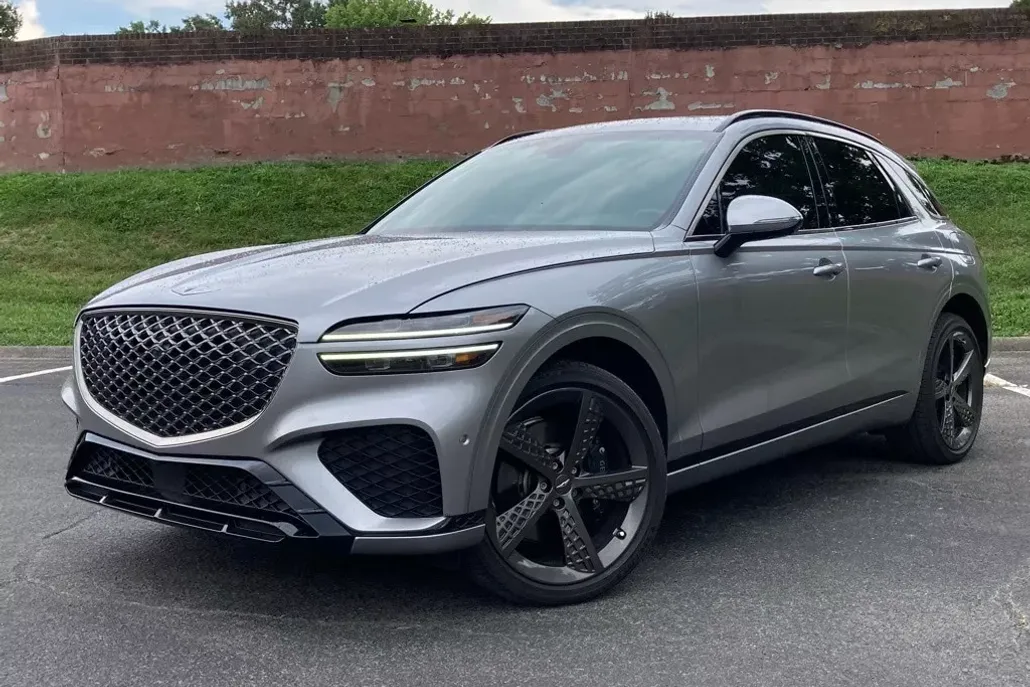 2024 Genesis GV70 3.5T Sport Advanced photo 1