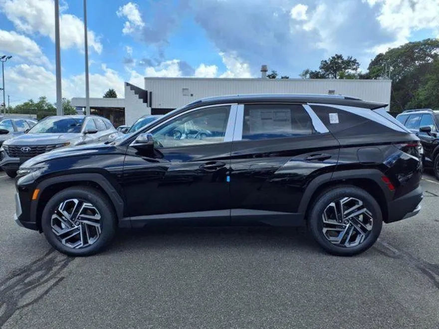 2025 Hyundai Tucson Hybrid Limited Sport photo 1