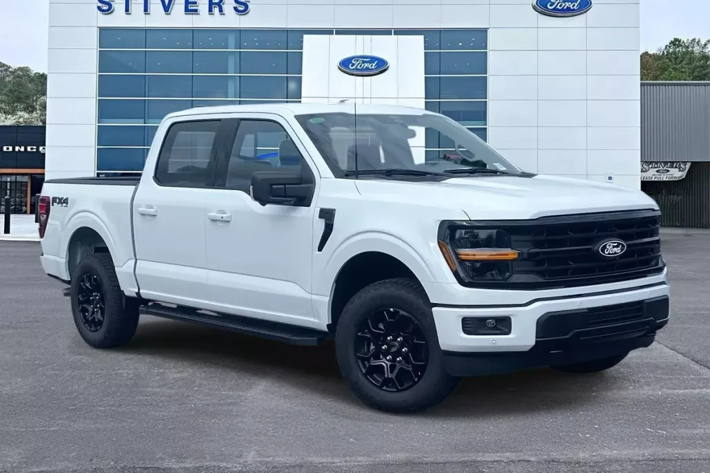 2025 Ford F-150 XLT photo 1