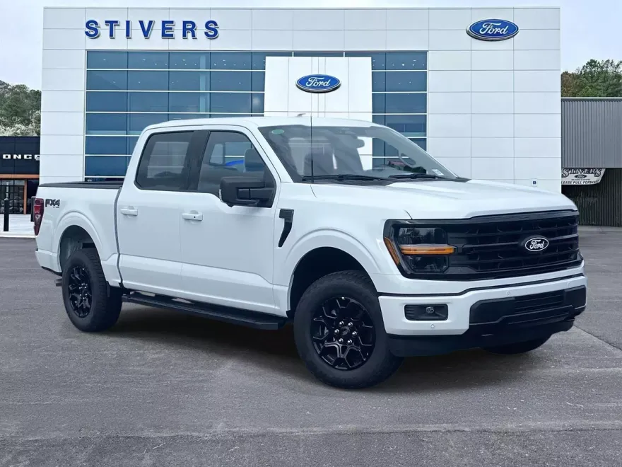 2025 Ford F-150 XLT photo 1