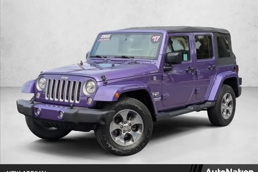 2017 Jeep Wrangler Unlimited Sahara photo 1