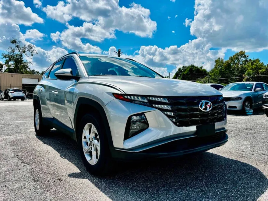 2023 Hyundai Tucson SEL photo 1