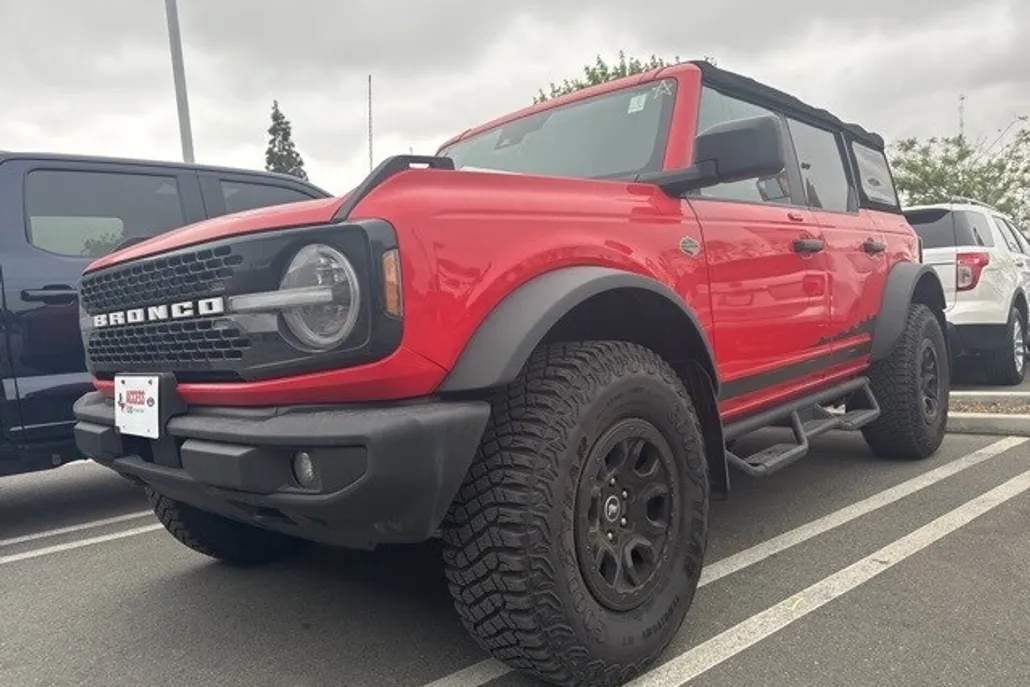 2022 Ford Bronco Wildtrak photo 1