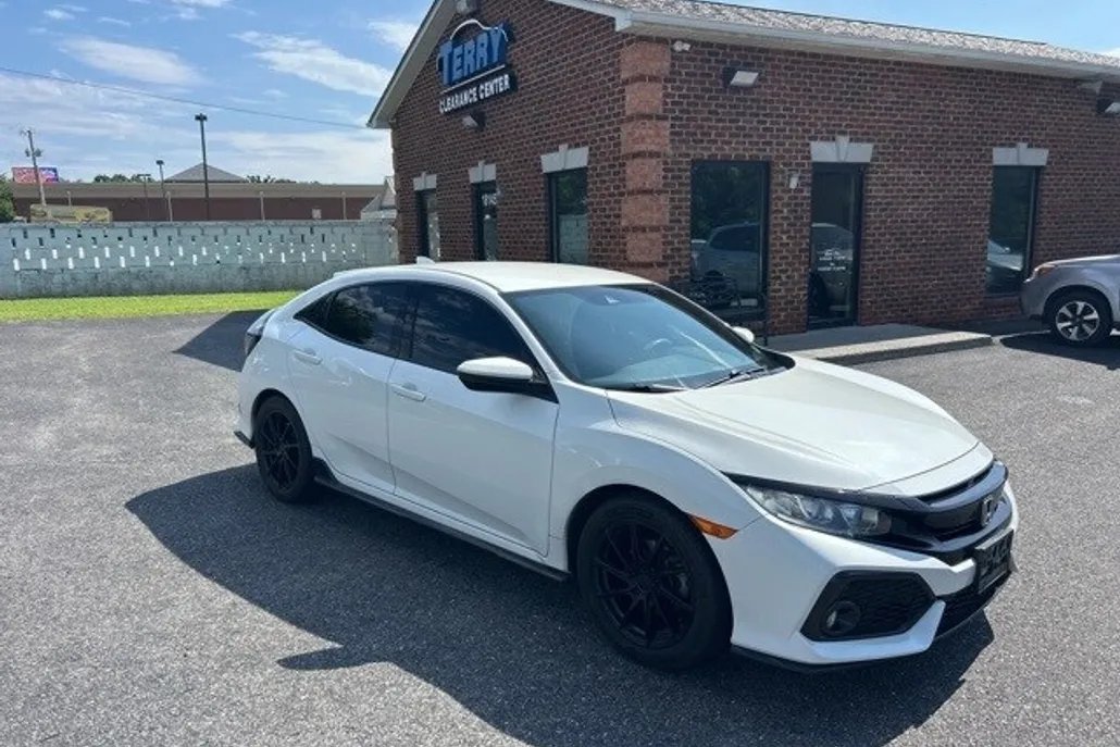 2019 Honda Civic Sport Hatchback photo 1
