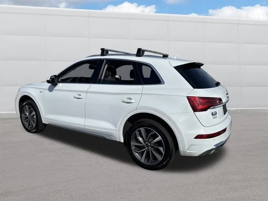 2024 Audi Q5 45 S line Premium photo 1