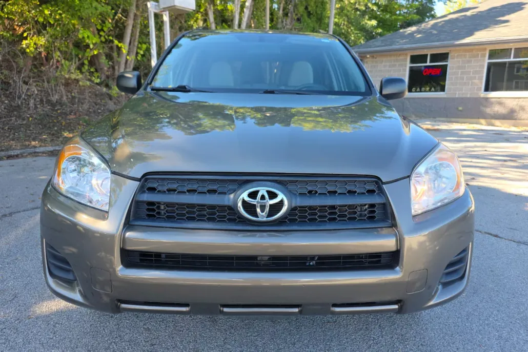 2012 Toyota RAV4 photo 1