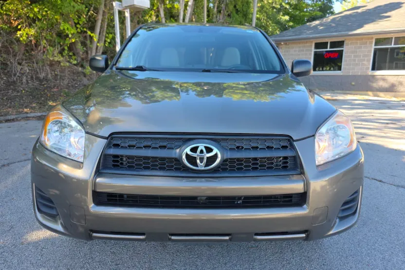 2012 Toyota RAV4 photo 1